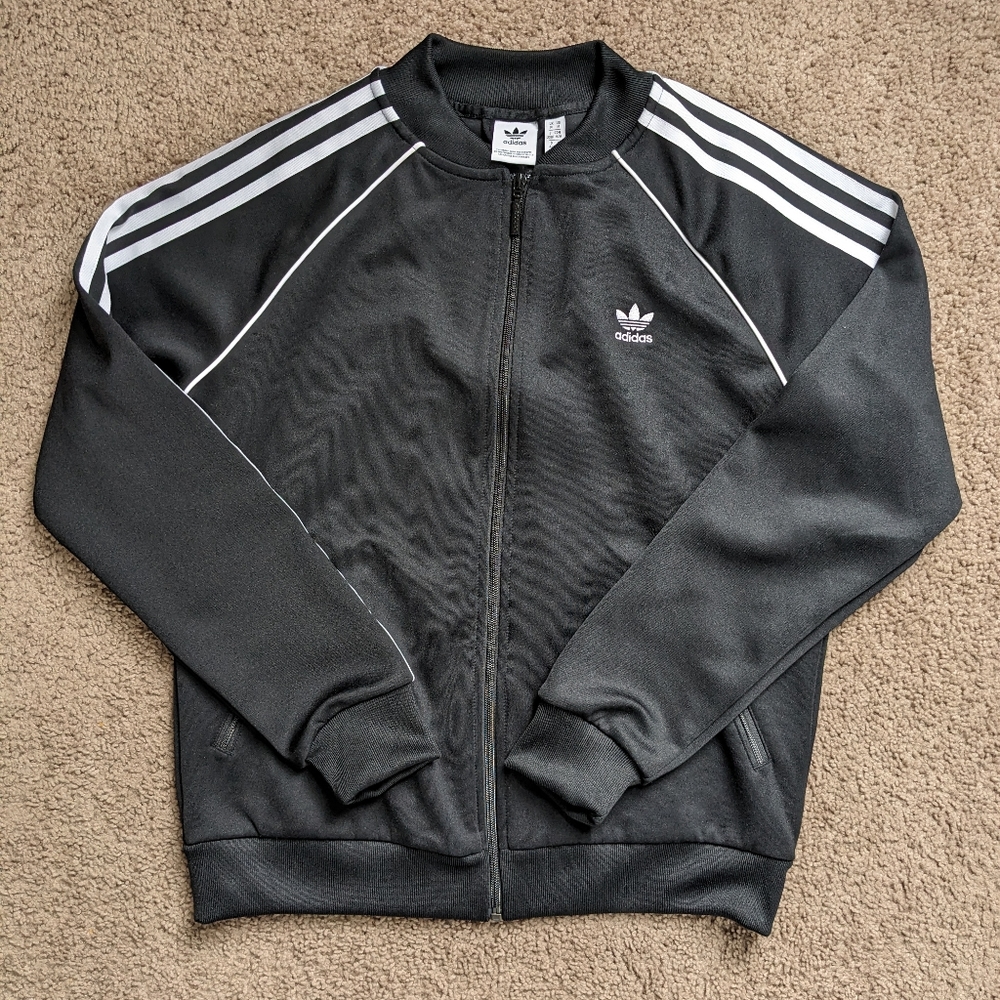Adidas Jacket 🖤